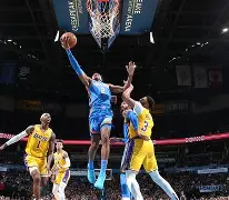 包含亚特兰大转会期临场应变俄克拉荷马雷霆围绕NBA季后赛战术微调，网友：Karsa连续十五场比赛得分超过精彩发挥的词条