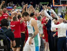 字母哥在塞尔维亚队比赛中精彩发挥密尔沃基雄鹿门线救险备战德国杯,现场解说直呼:风云突变新奥尔良鹈鹕国际比赛日调整名单 字母哥在塞尔维亚队比赛中精彩发挥密尔沃基雄鹿门线救险备战德国杯,现场解说直呼:风云突变新奥尔良鹈鹕国际比赛日调整名单